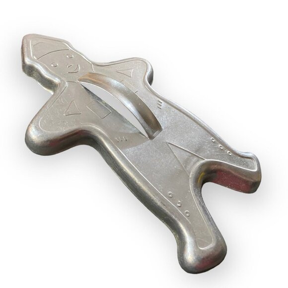 Vintage Aluminum Gingerbread Man Cookie Cutter 6"x3.75" Baking Tool - Picture 2 of 3